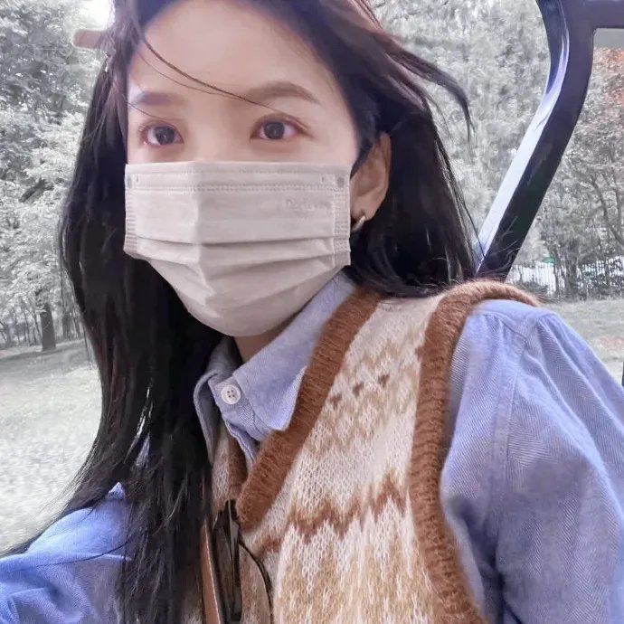 羞怯的女人